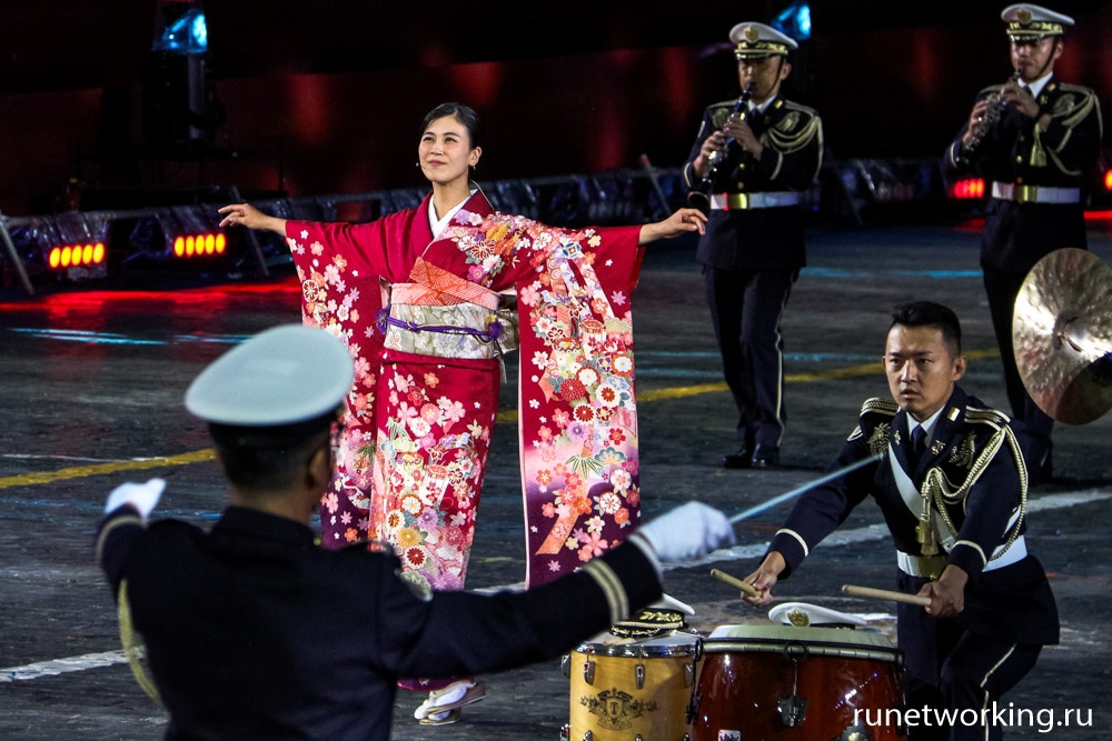 Мацунага Мичико, сержант, солист Центрального оркестра Сухопутных Сил самообороны Японии 